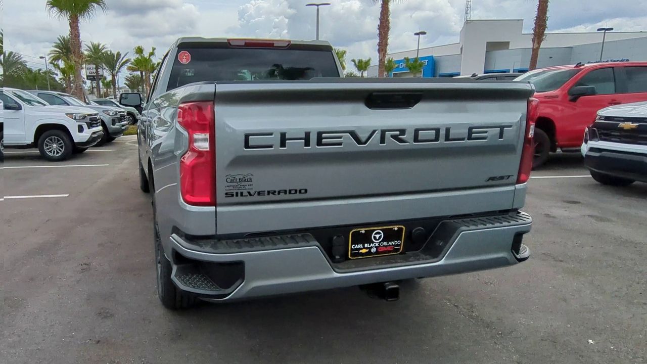 2026 Chevrolet Silverado 1500 RST photo 39