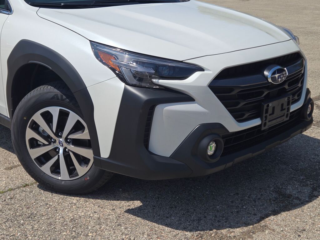 2025 Subaru Outback Premium photo 2