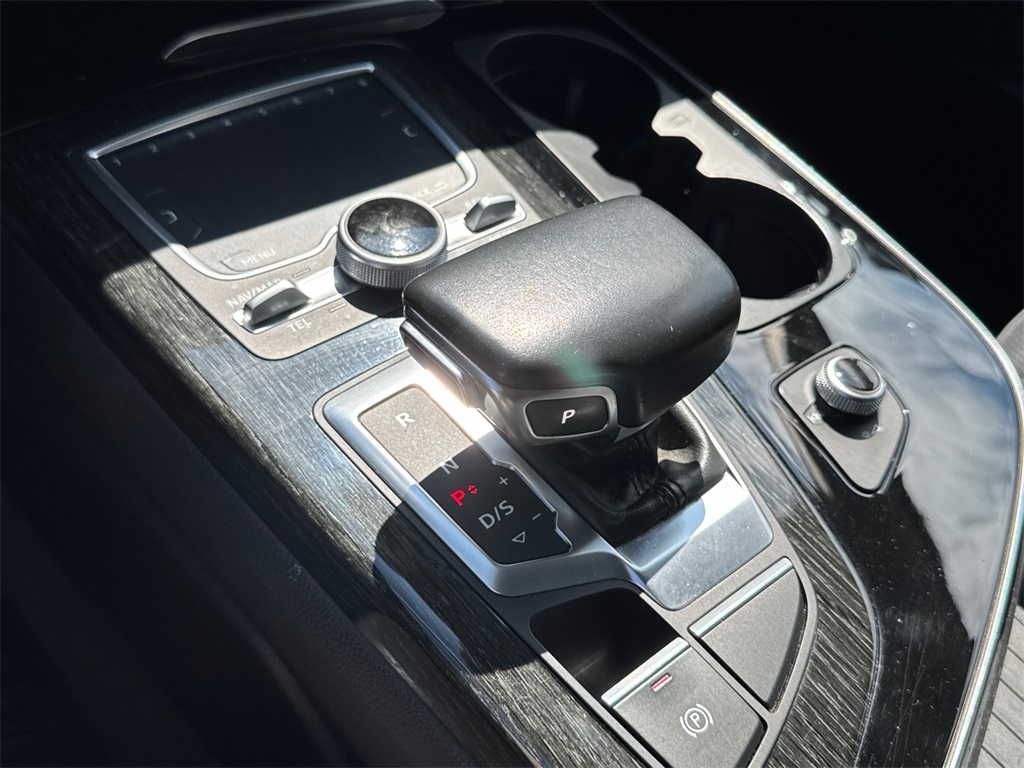 2017 Audi Q7 3.0T Prestige photo 5