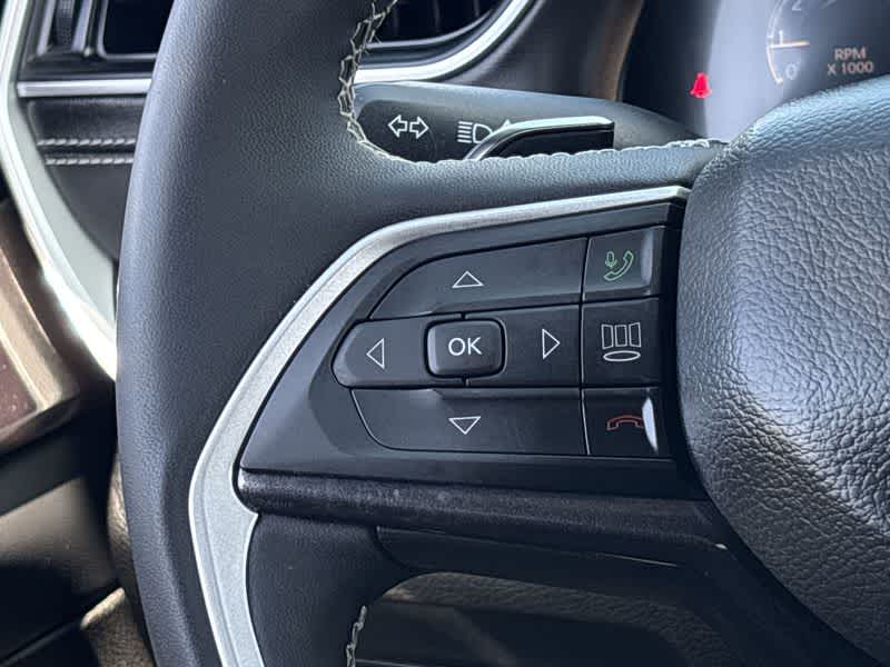 2023 Jeep Grand Cherokee Altitude photo 26