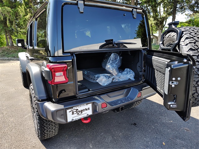 2025 Jeep Wrangler Rubicon photo 30