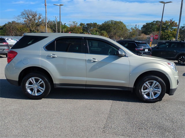 2015 Chevrolet Equinox LS photo 2