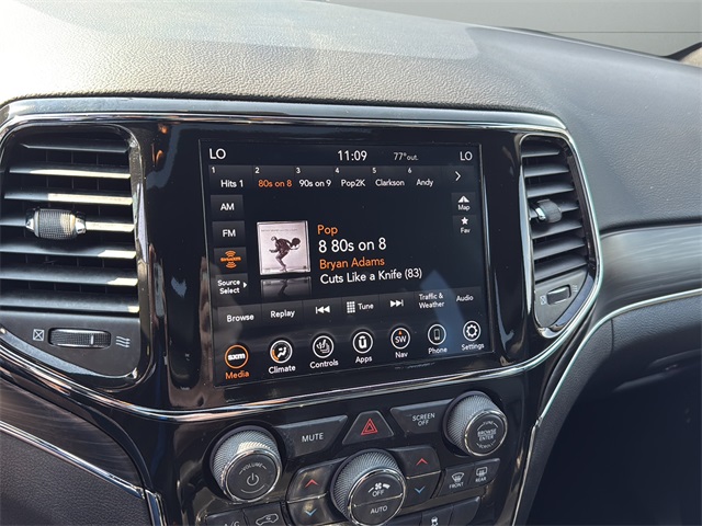 2022 Jeep Grand Cherokee Limited photo 21
