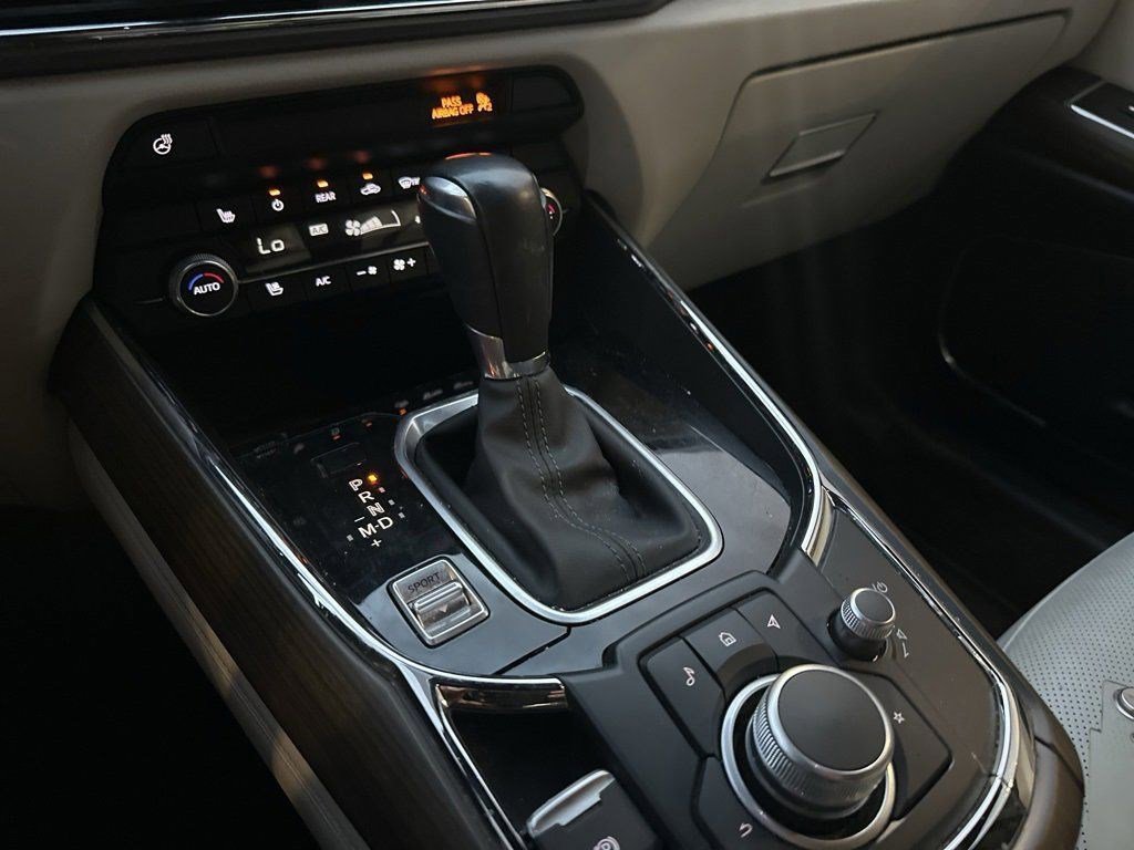 2023 Mazda CX-9 Signature photo 18