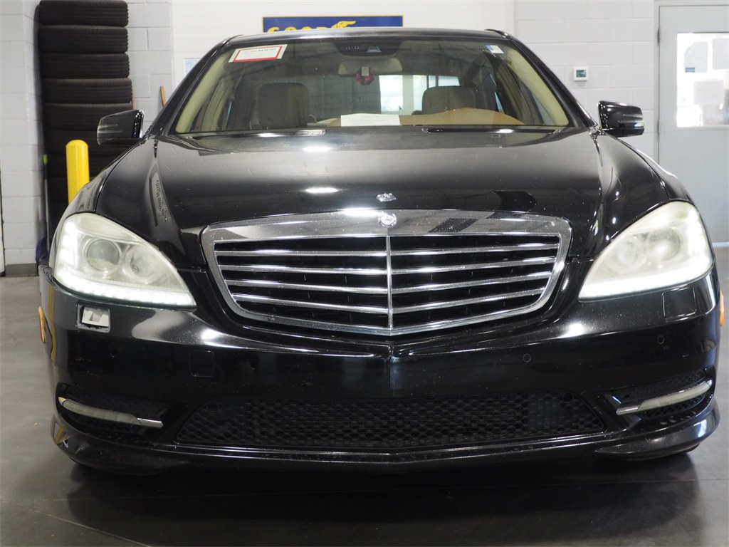 Used 2011 Mercedes-Benz S-Class S550 with VIN WDDNG7BB2BA409256 for sale in Orem, UT