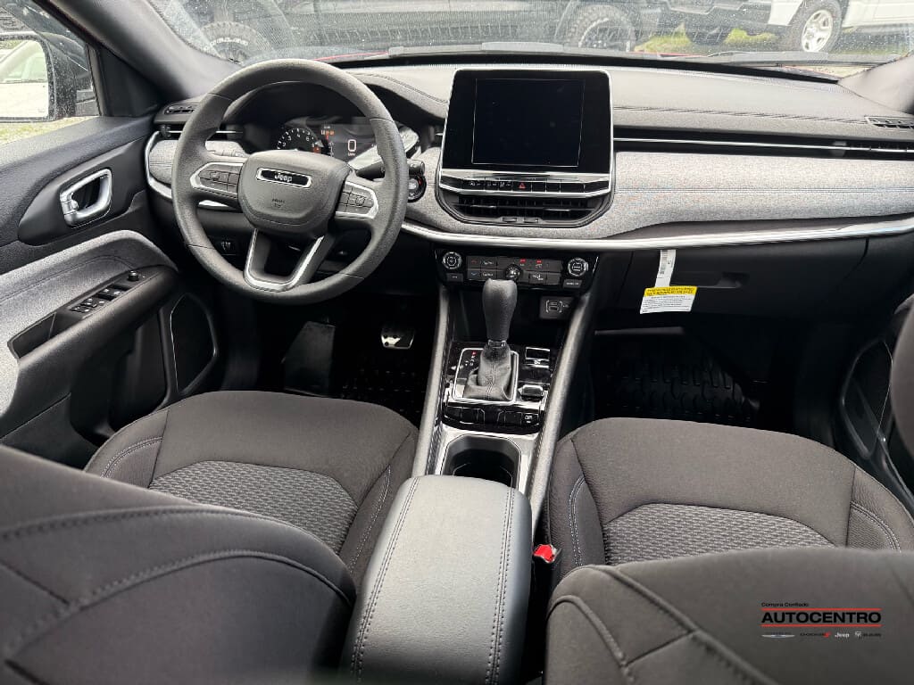 2025 Jeep Compass Sport photo 4