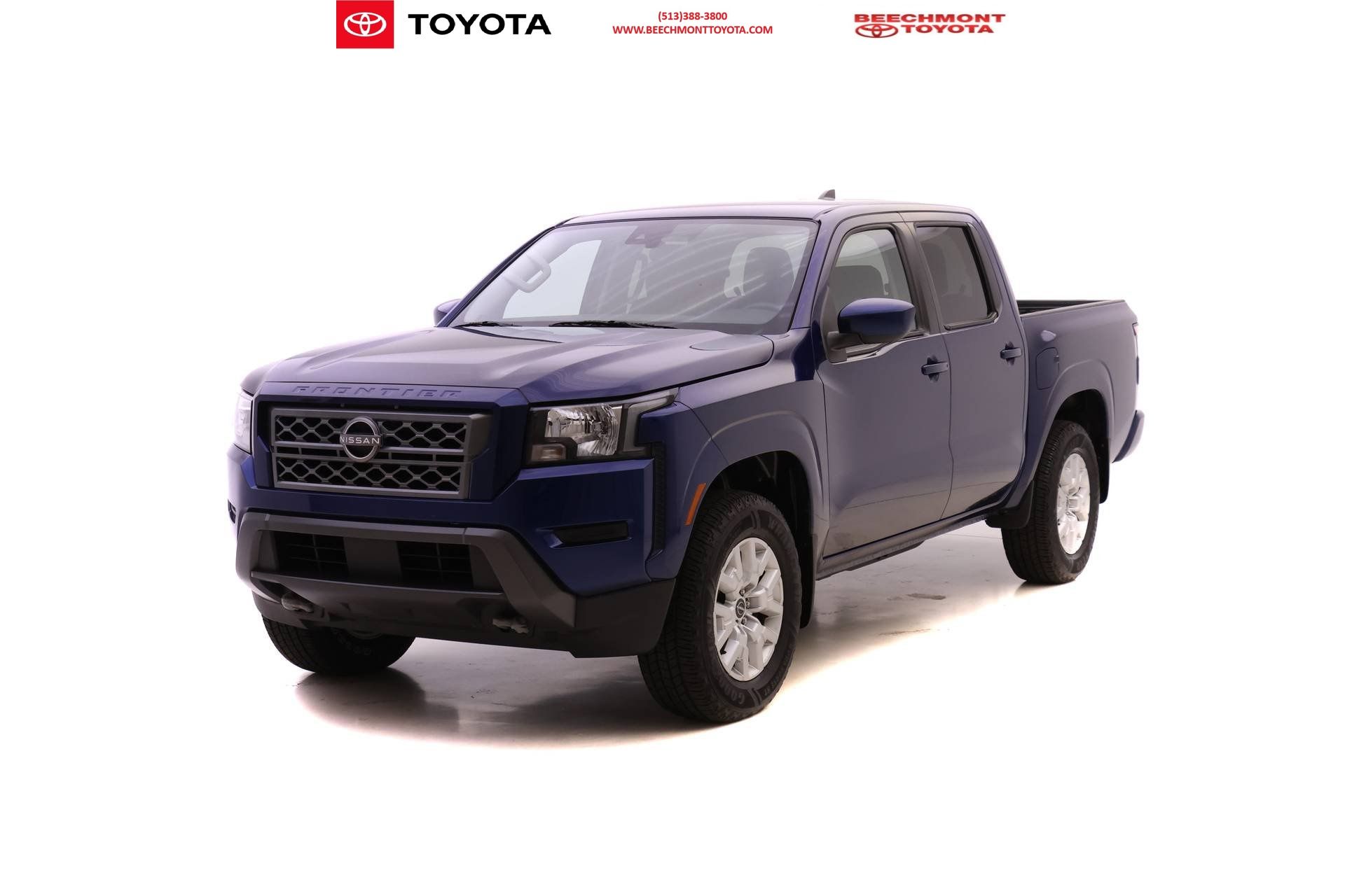 2022 Nissan Frontier SV's photo