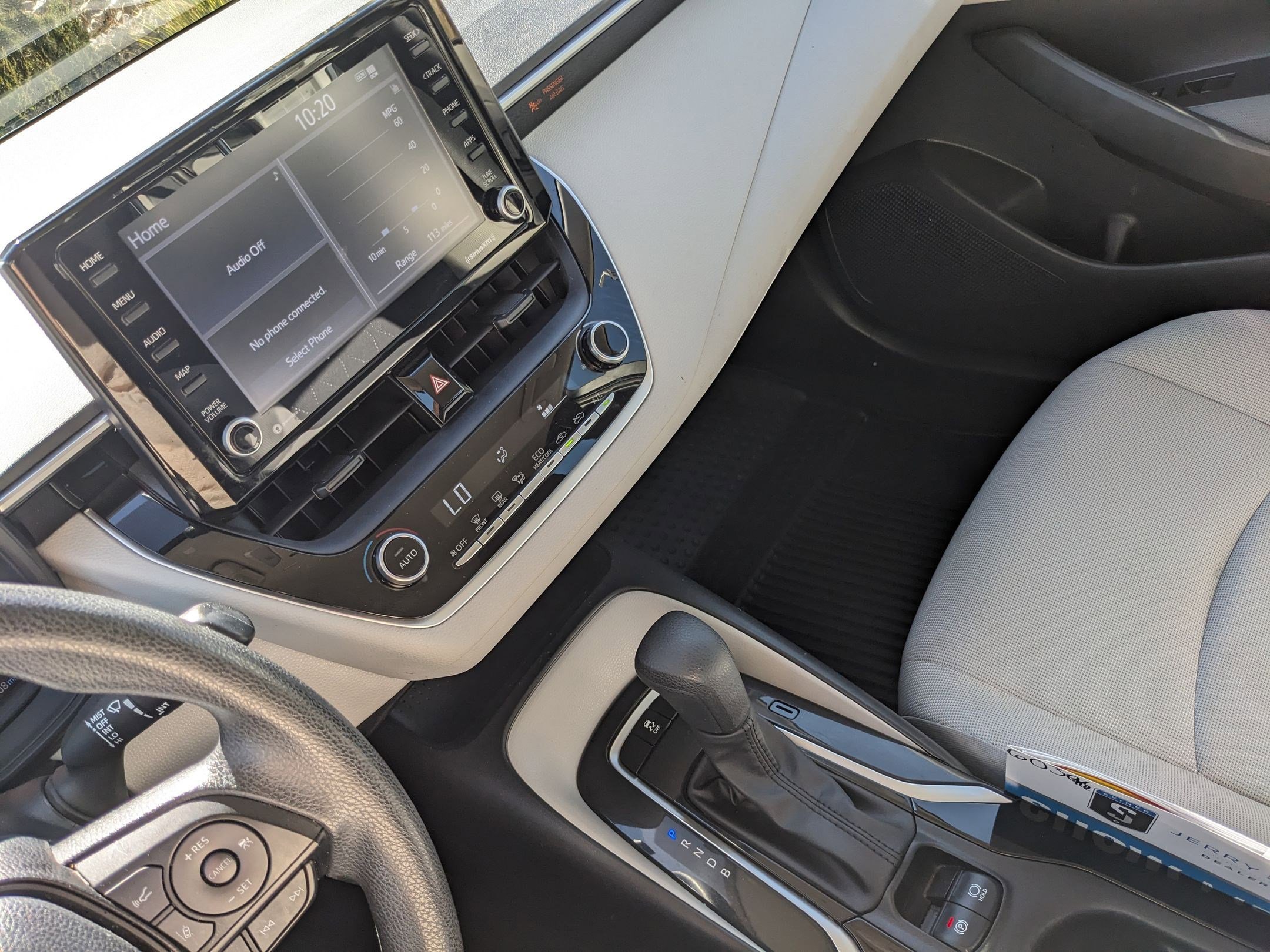 2022 Toyota Corolla LE photo 14