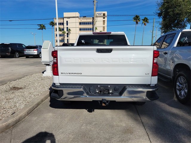 2024 Chevrolet Silverado 1500 LT photo 4