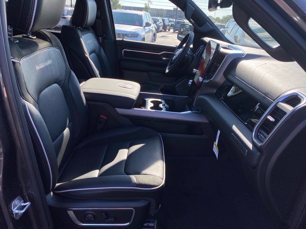 2026 Ram 1500 Laramie photo 13