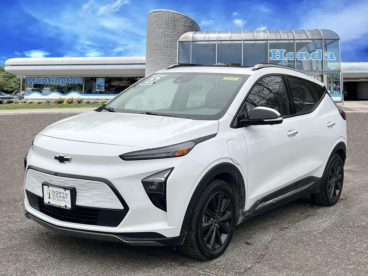 Used 2022 Chevrolet Bolt EUV Premier with VIN 1G1FZ6S08N4130018 for sale in Huntington, NY