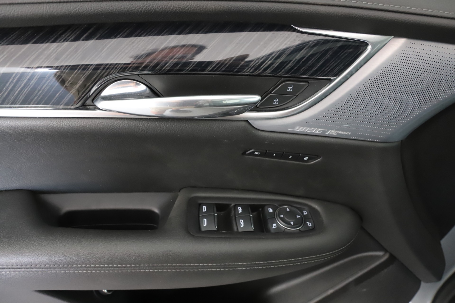2024 Cadillac XT6 Premium Luxury photo 18