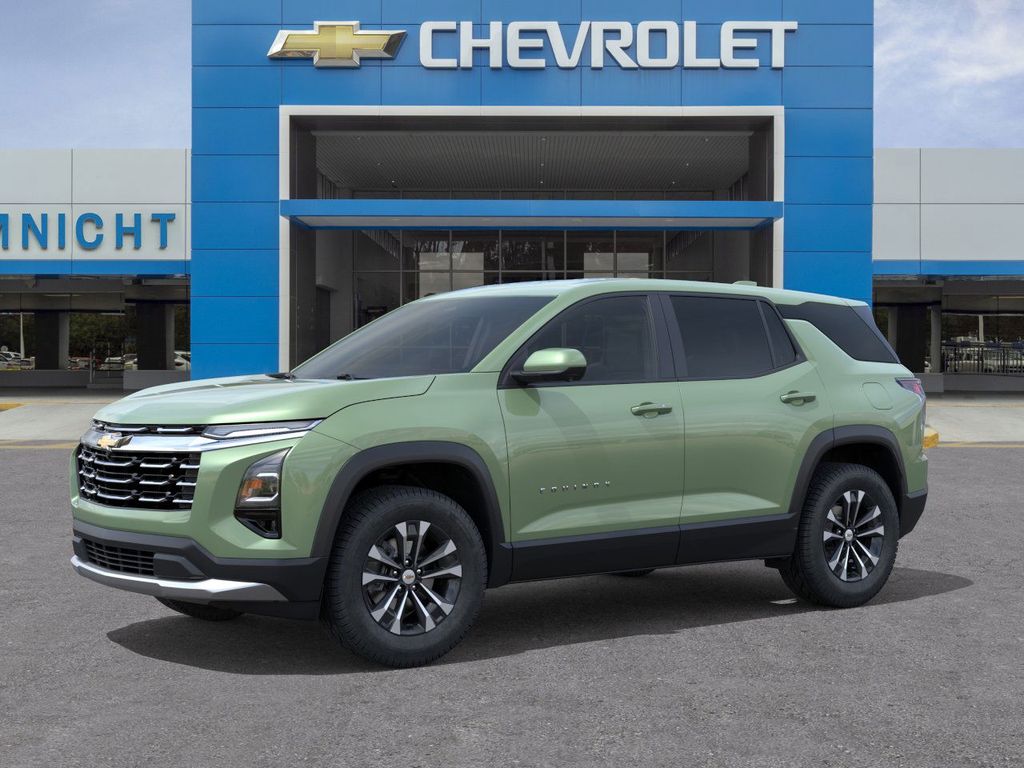 2026 Chevrolet Equinox LT photo 2