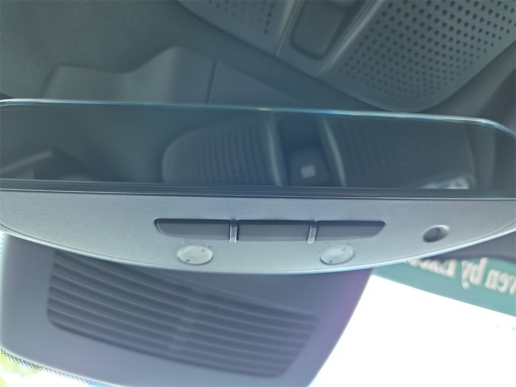 2023 Mercedes Benz C 300 photo 26