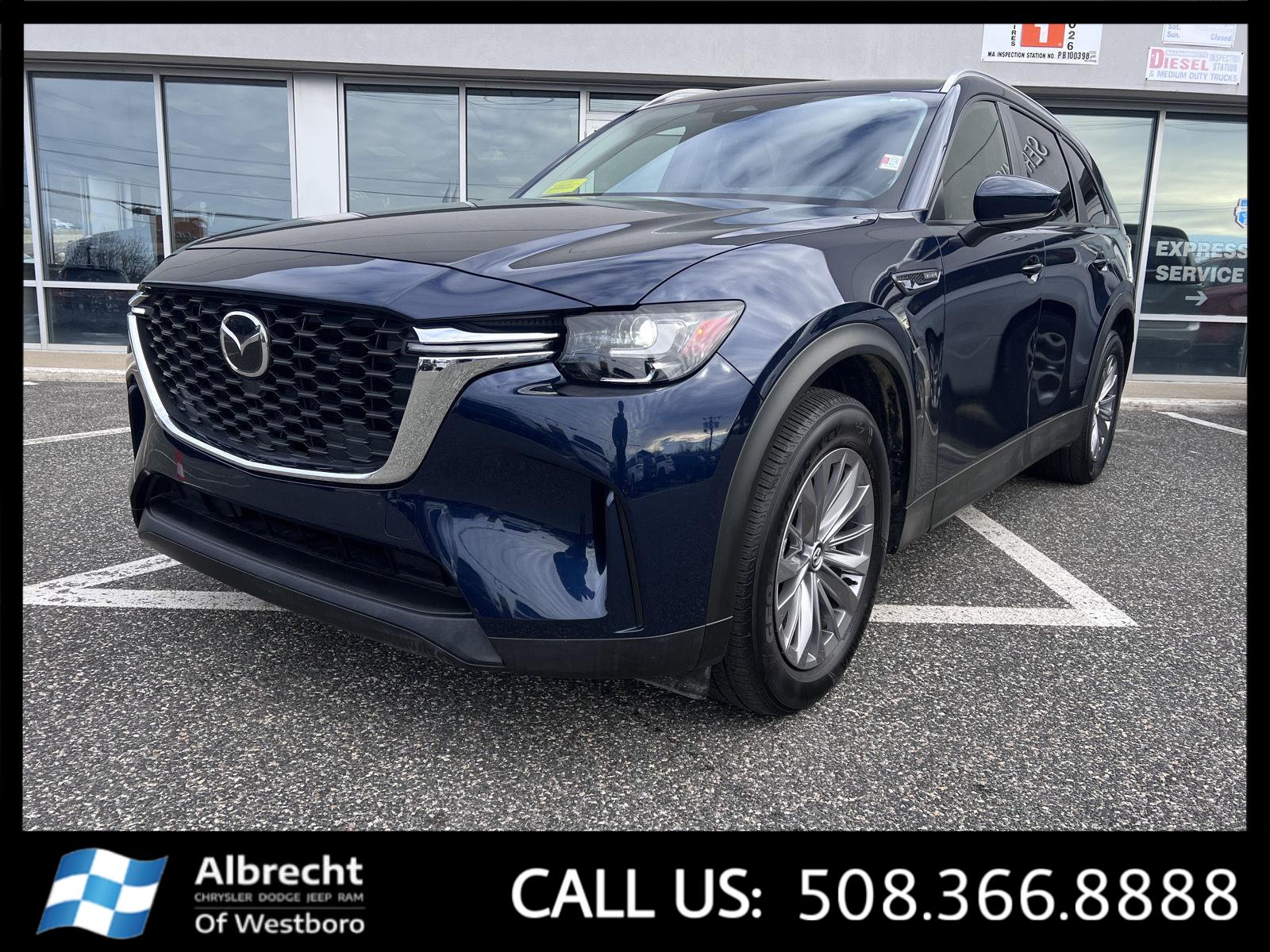 2025 Mazda CX-90 Select's photo