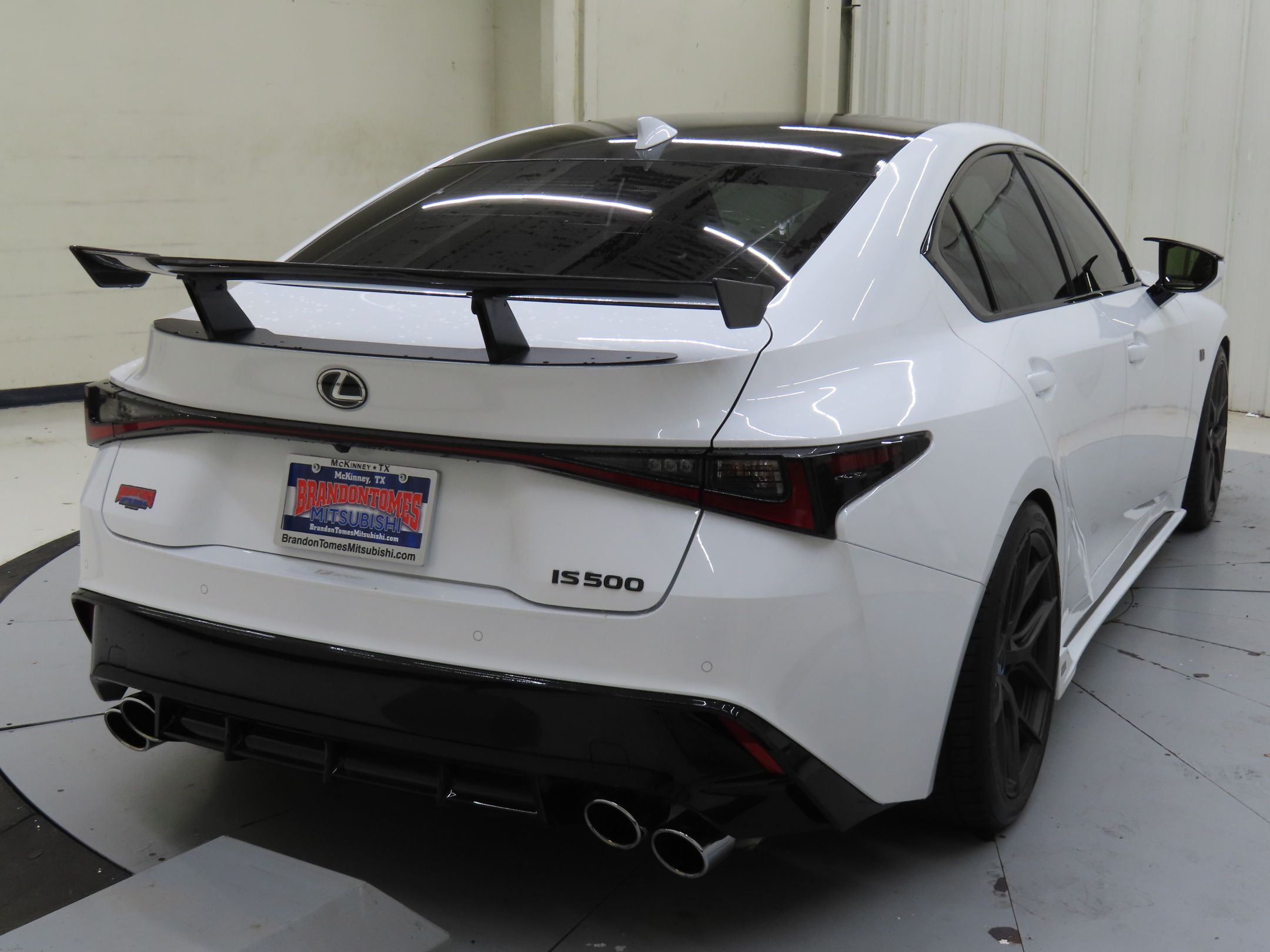 2023 Lexus IS 500 F SPORT Performance photo 3