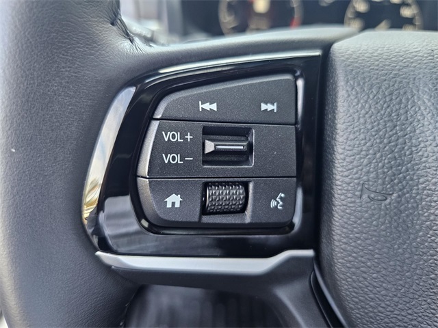 2025 Honda Odyssey Touring photo 29