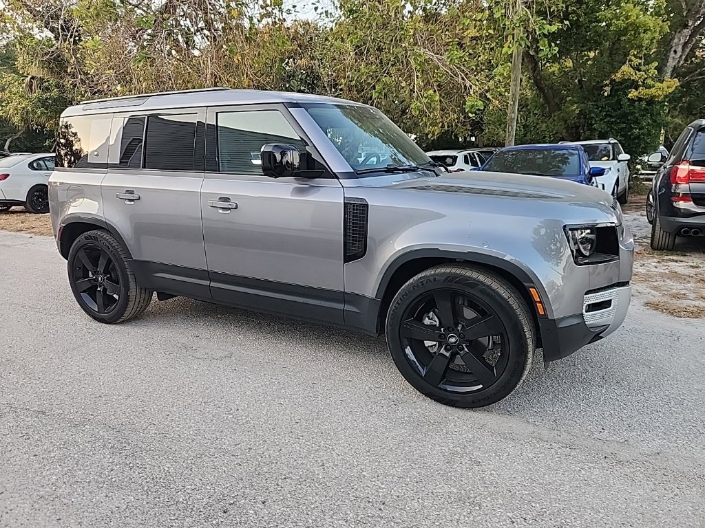 2024 Land Rover Defender S