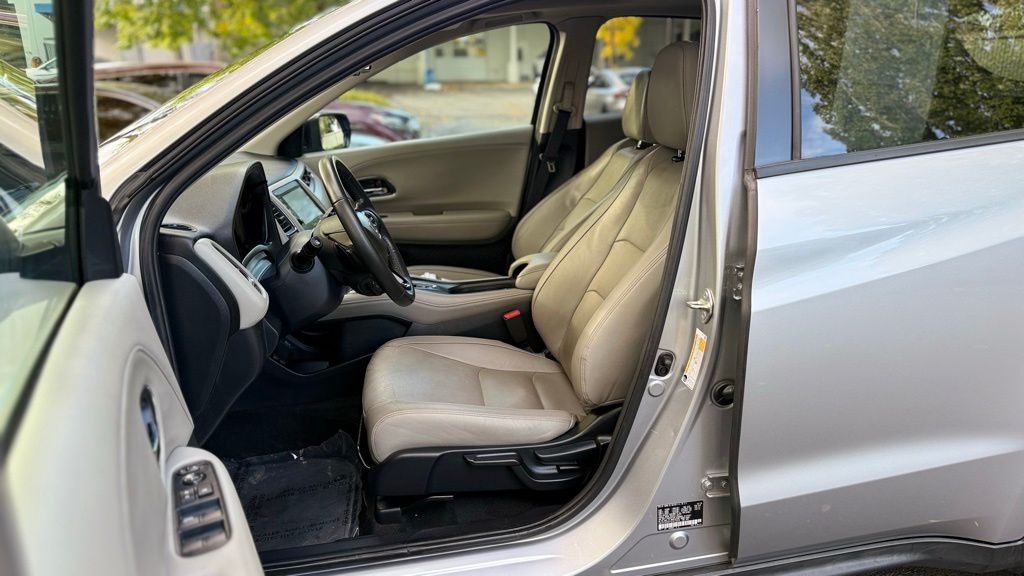 2020 Honda HR-V EX-L photo 14