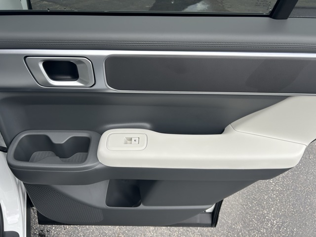 2026 Hyundai Santa Fe SE photo 2