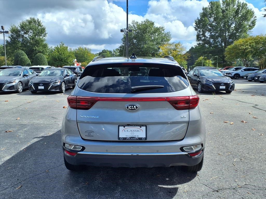 2022 Kia Sportage EX photo 4