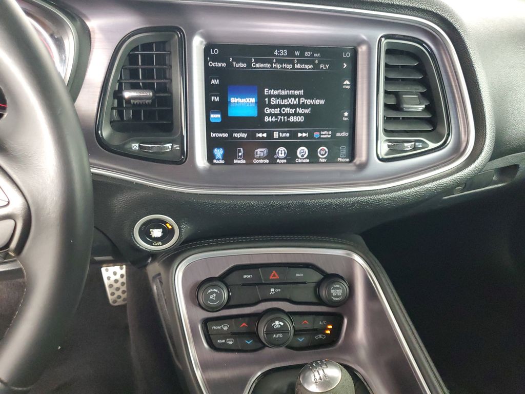 2016 Dodge Challenger SXT Plus photo 14