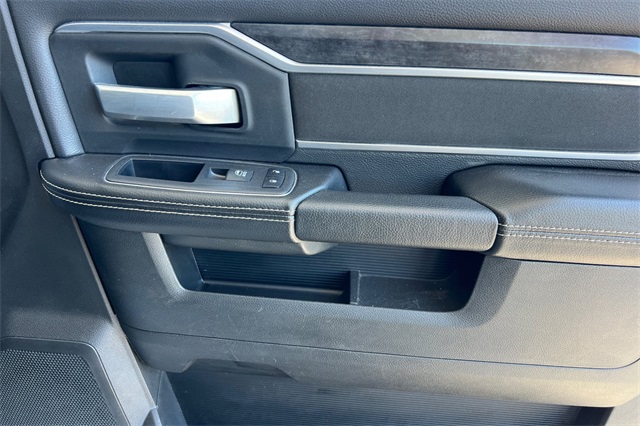 2024 Ram 2500 Big Horn photo 18