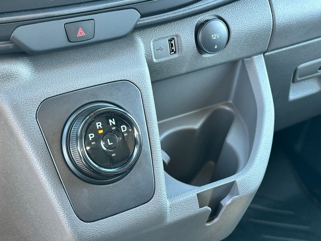 2024 Ford Transit photo 17
