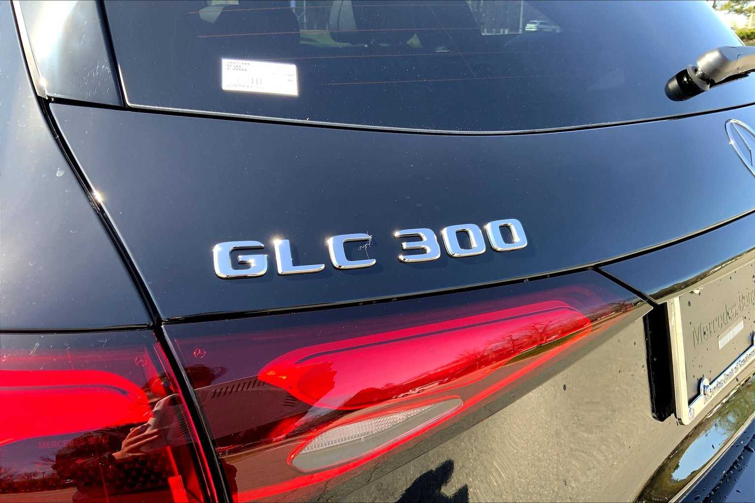 2025 Mercedes Benz GLC 300 4MATIC photo 19