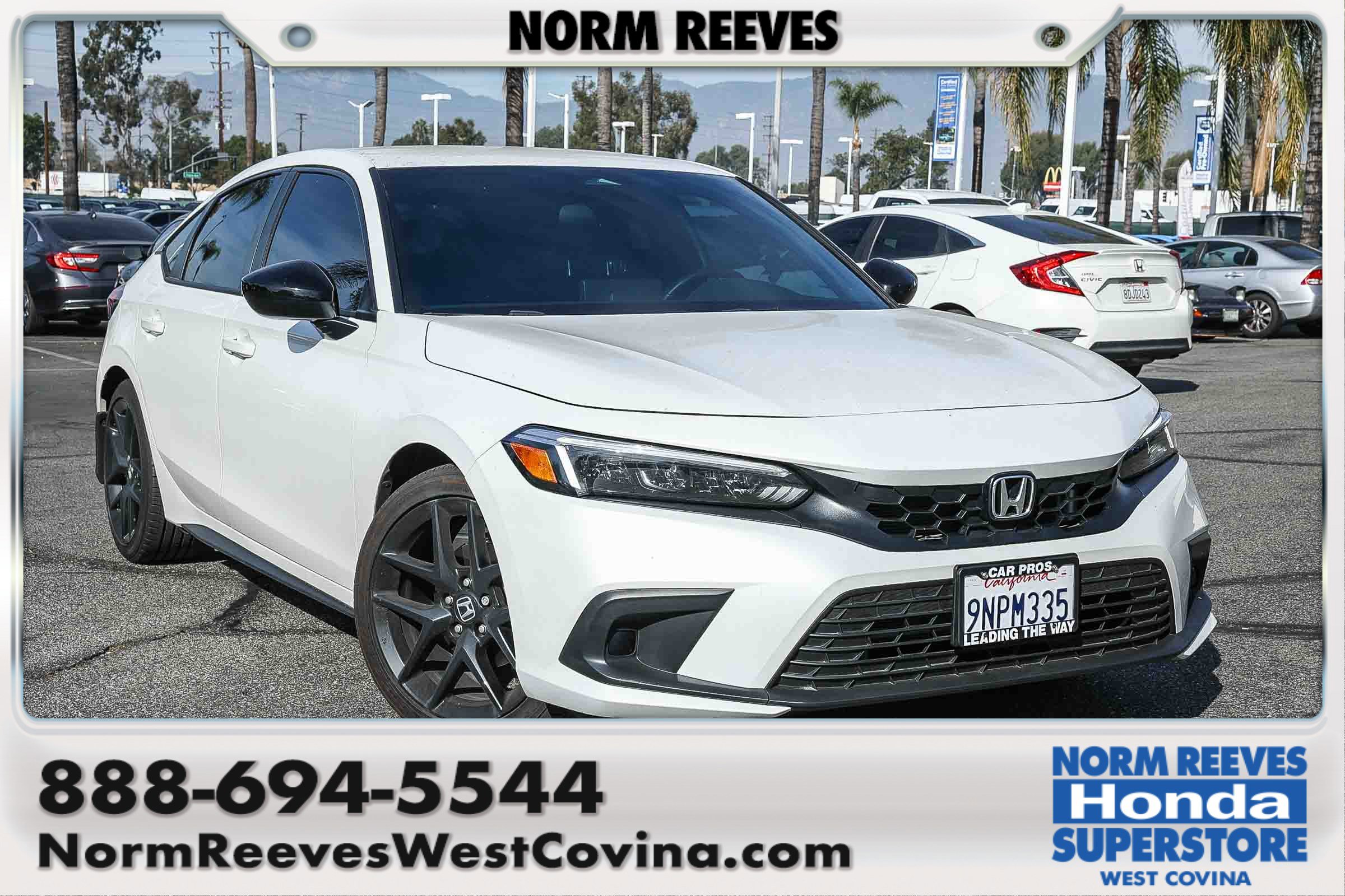 2024 Honda Civic Hatchback Sport's photo