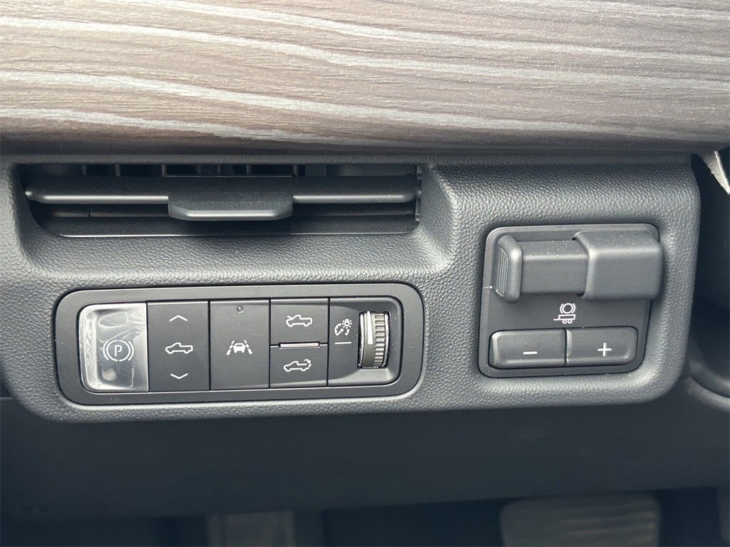 2025 Gmc Sierra EV Denali photo 23