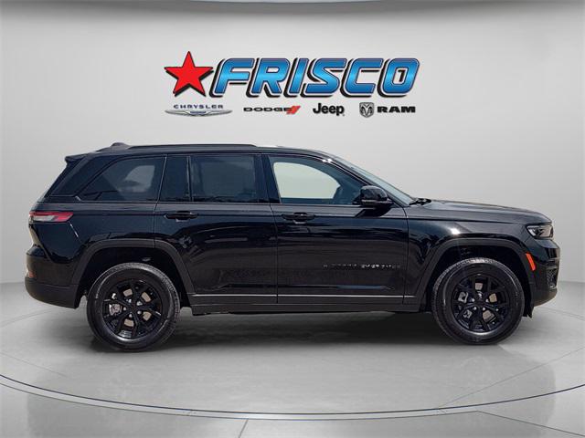 2025 Jeep Grand Cherokee Laredo Altitude photo 6