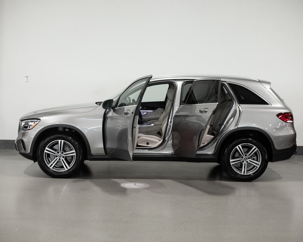 2021 Mercedes Benz GLC 300 4MATIC photo 3