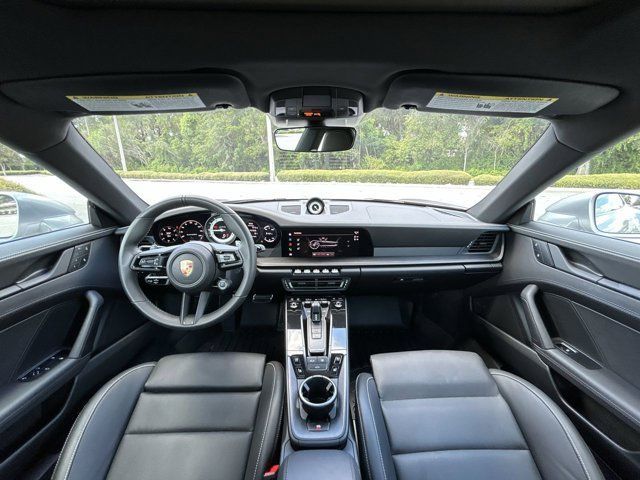 2024 Porsche 911 4 GTS photo 17