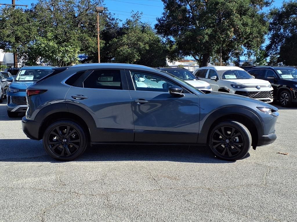2022 Mazda CX-30 2.5 S Carbon photo 3