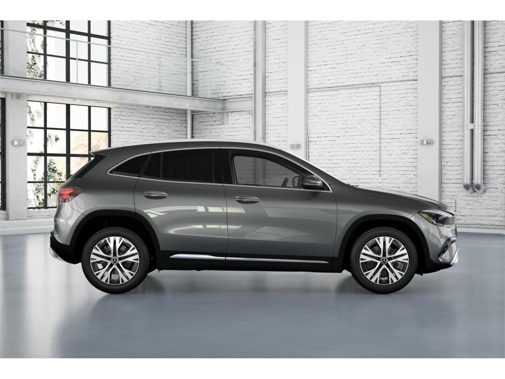 2026 Mercedes Benz GLA 250 4MATIC photo 2
