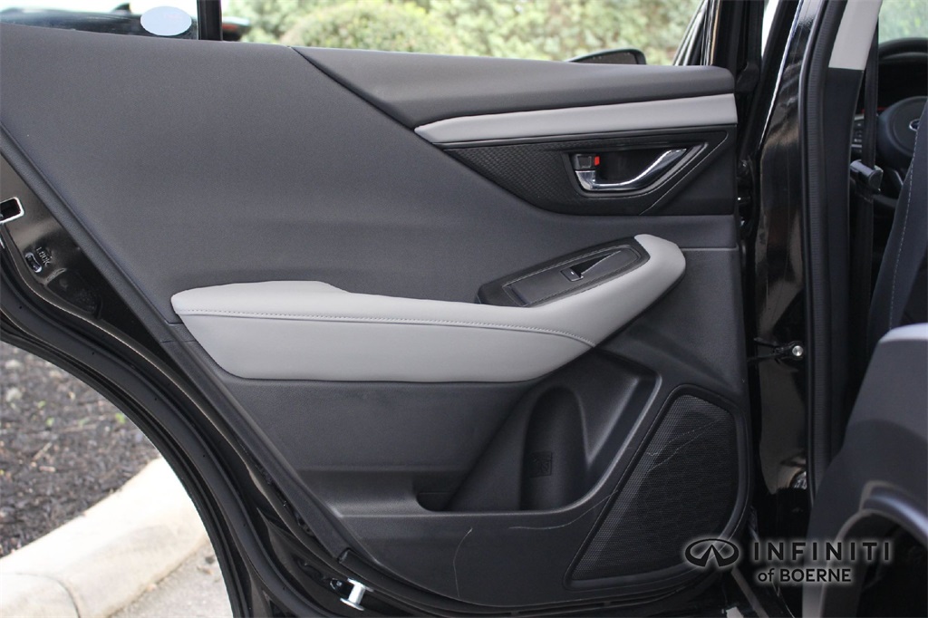 2025 Subaru Outback Premium photo 29