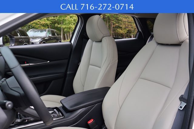 2025 Mazda CX-30 2.5 S Preferred photo 3