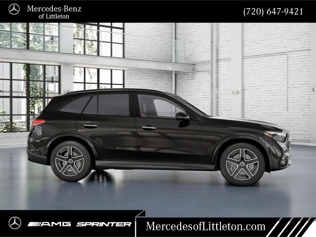 2026 Mercedes Benz GLC 300 4MATIC photo 3