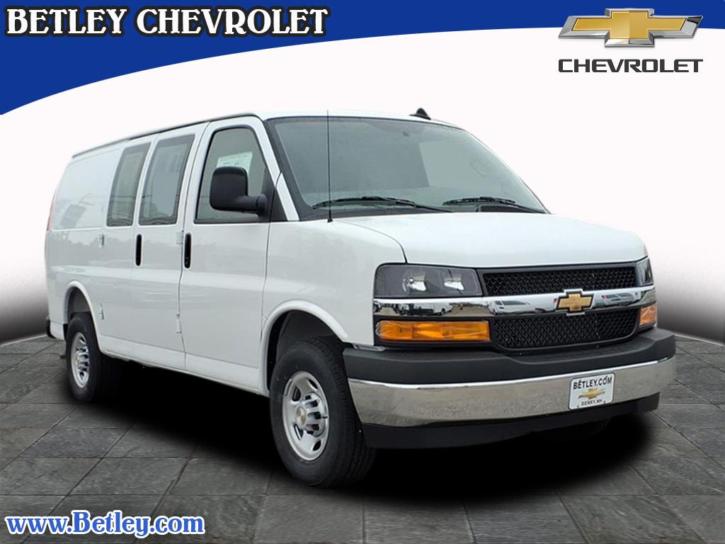 2025 Chevrolet Express Cargo Work Van's photo