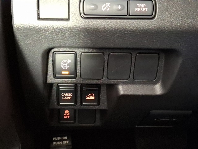2025 Nissan Frontier SV photo 25