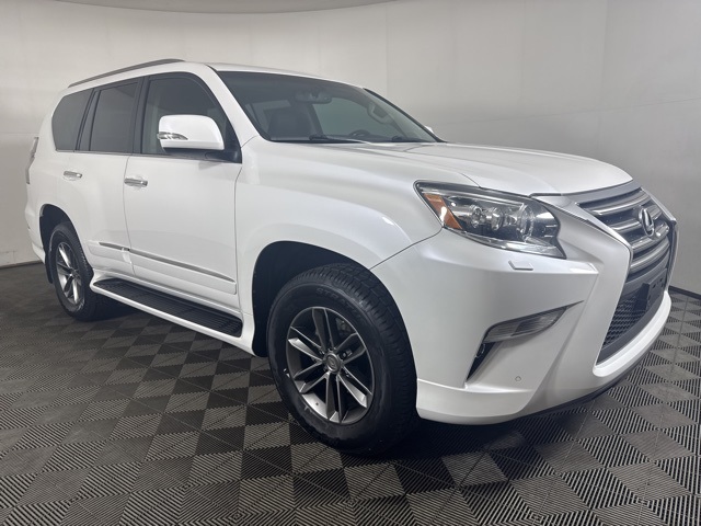 2018 Lexus GX Base's photo