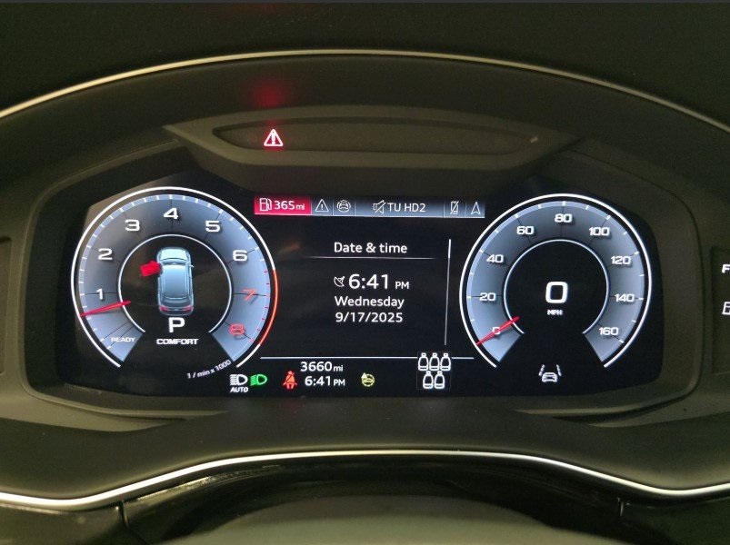 2025 Audi Q7 55 Premium Plus photo 6
