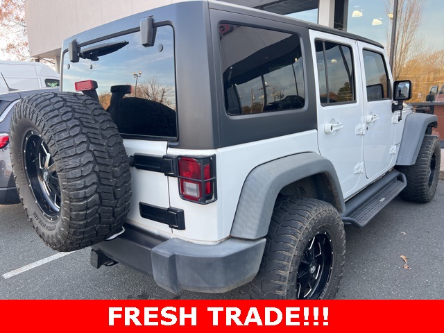 2017 Jeep Wrangler Unlimited Sport S photo 2