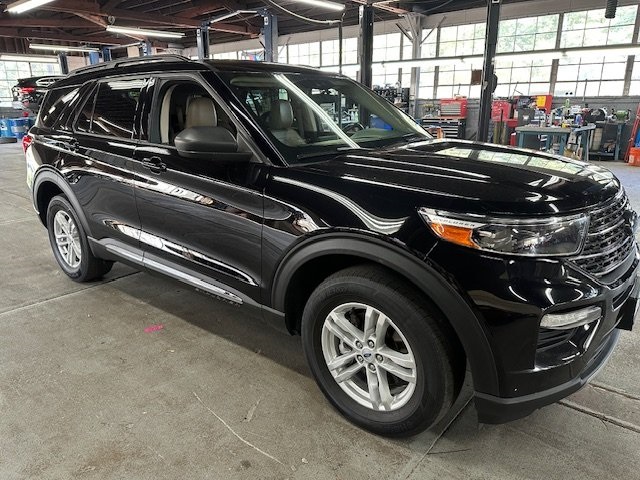 2022 Ford Explorer XLT photo 5