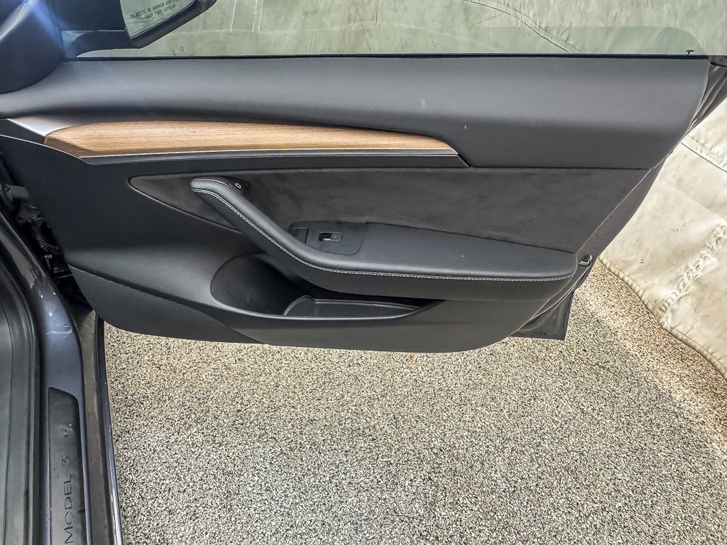 2023 TESLA MODEL 3 - Image 27