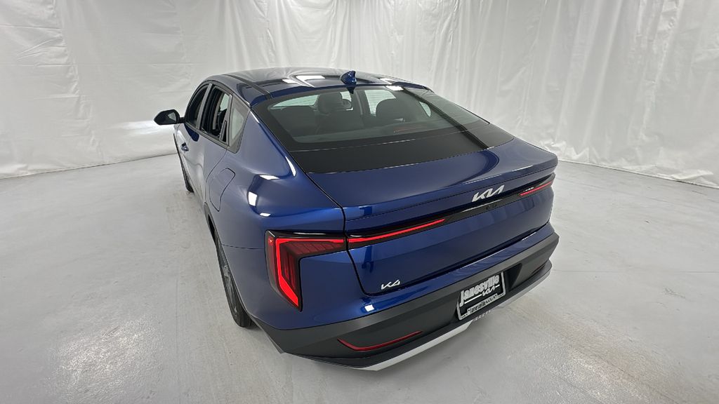 2025 Kia K4 LXS photo 5