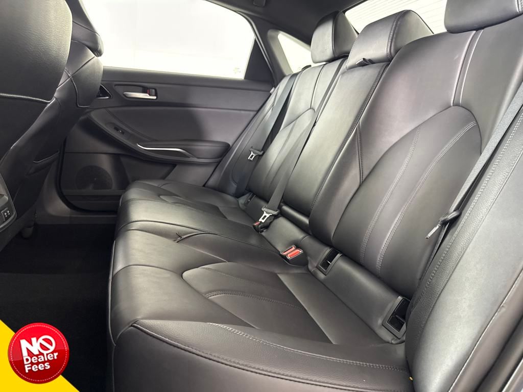 2019 Toyota Avalon XLE photo 4