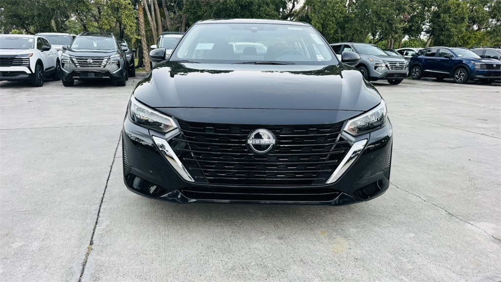 2025 Nissan Sentra SV photo 2