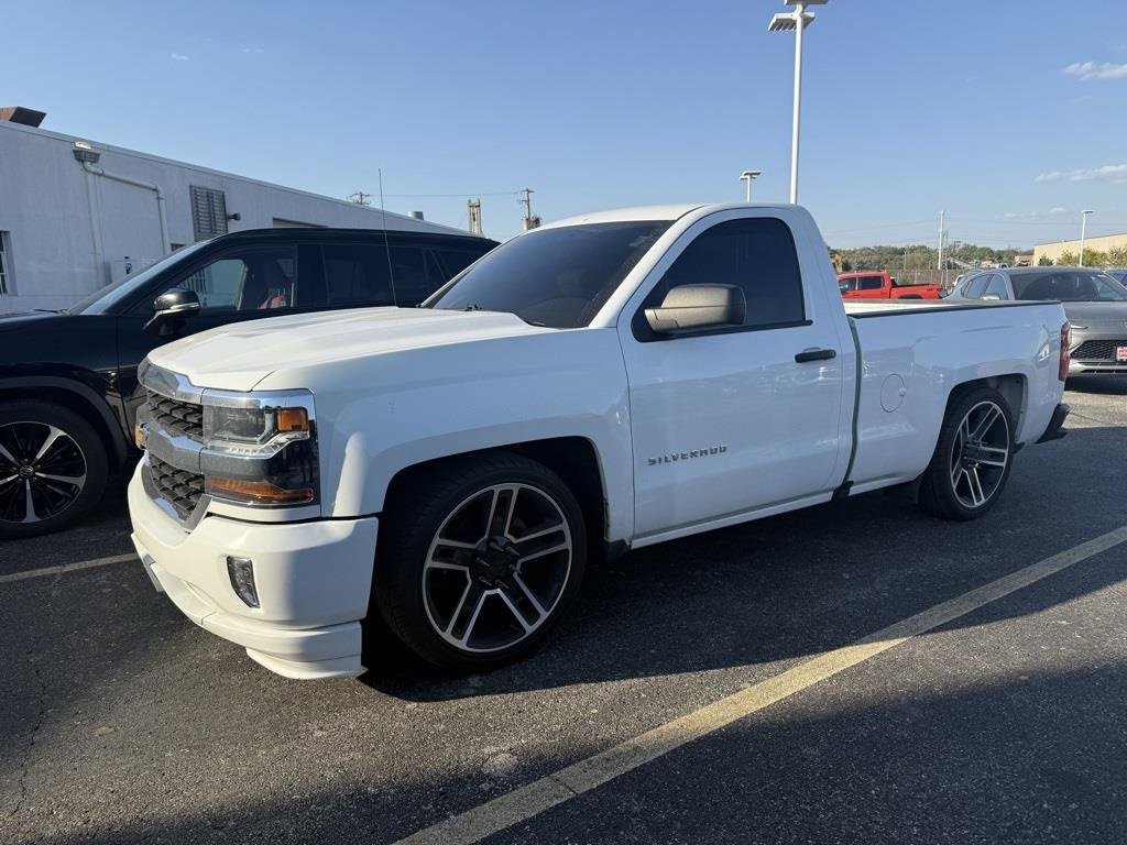 2018 Chevrolet Silverado Work Truck LS Base photo 2
